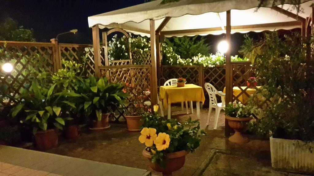 Hotel Garden Ristorante Salsomaggiore Terme Exterior foto